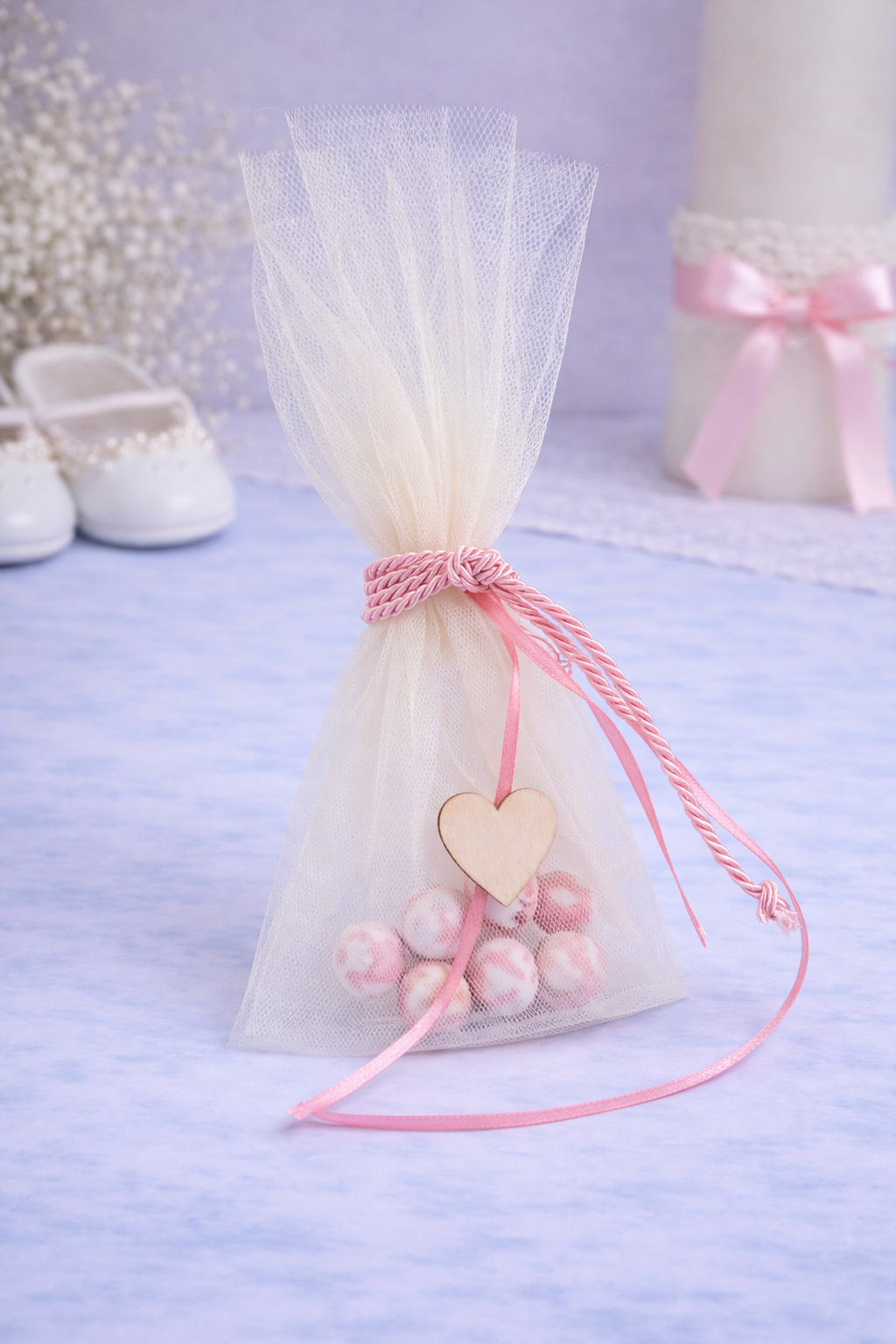 Μπομπονιέρα βάπτισης τούλινο πουγκί με ροζ κορδόνι και ξύλινη καρδιά