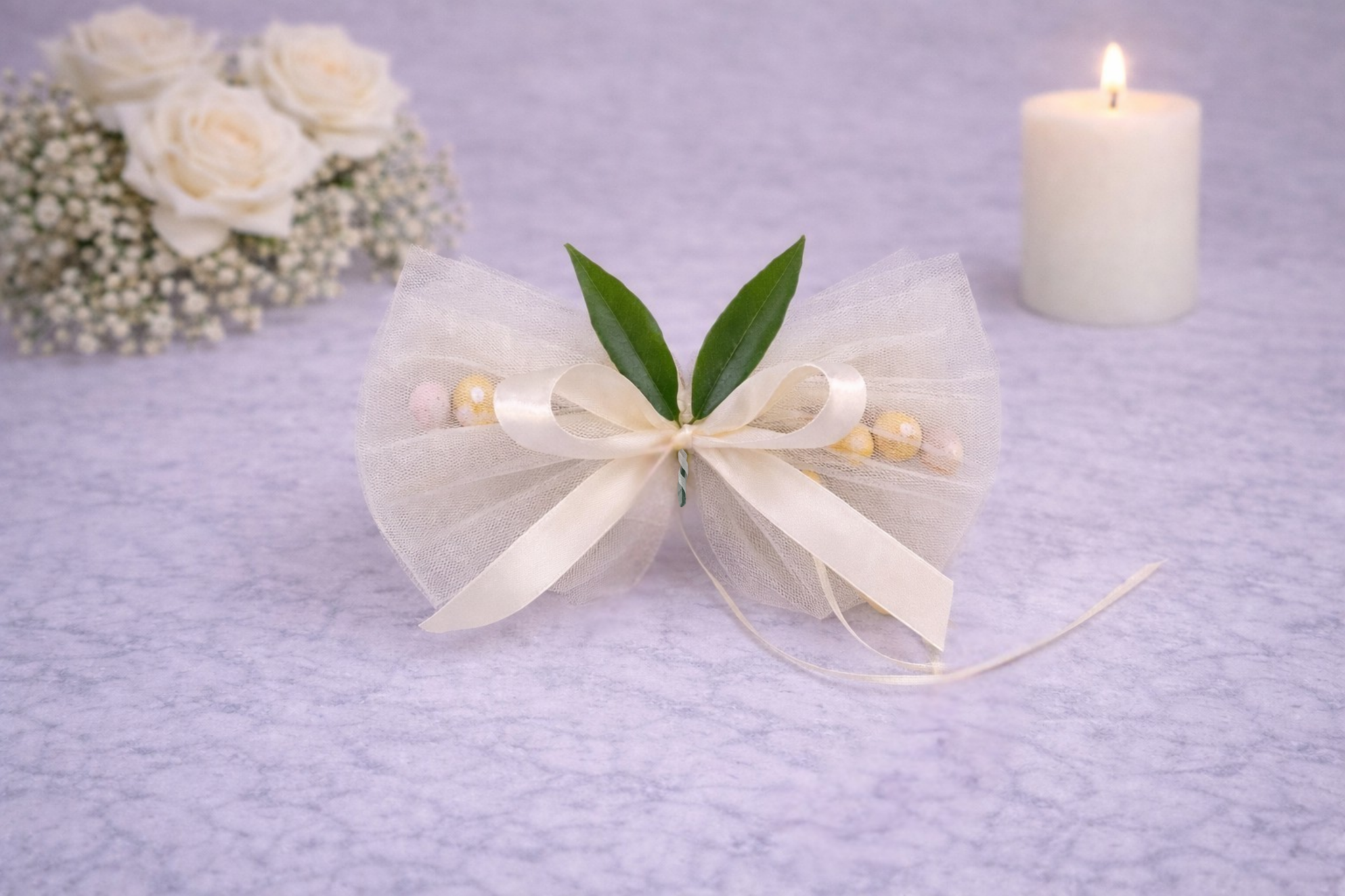 IMG_0667 Μπομπονιέρα γάμου φιόγκος από τούλι με φύλλα ελιάς και σατέν κορδέλα