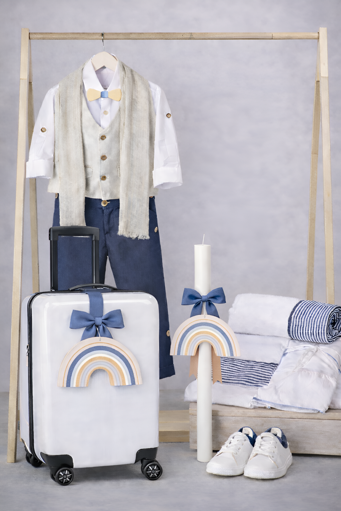 Πακέτο βάπτισης αγόρι με θέμα ουράνιο τόξο σε μπλε και μπεζ αποχρώσεις